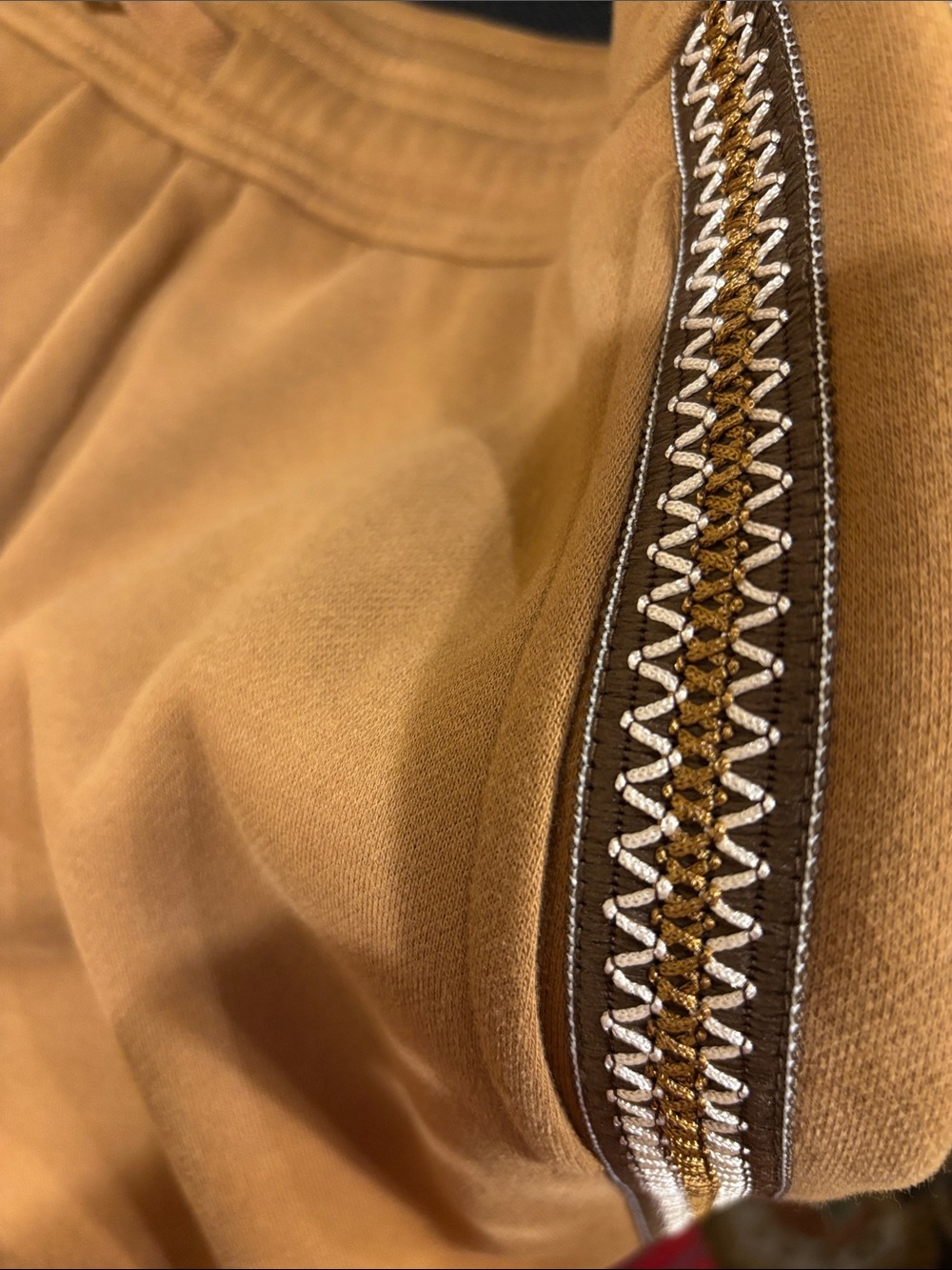 UGG-Tasman Shorts-Chesnut-NWT - Picture 5 of 6